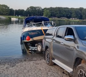 wypożyczenie motorówki wrocław